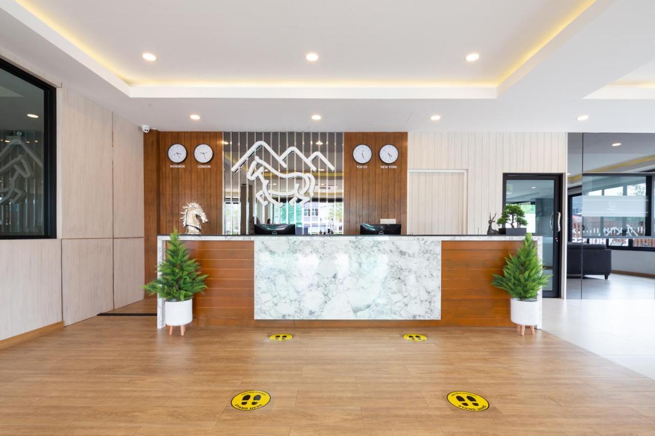 Horsehill Hotel Sriracha Si Racha Zewnętrze zdjęcie